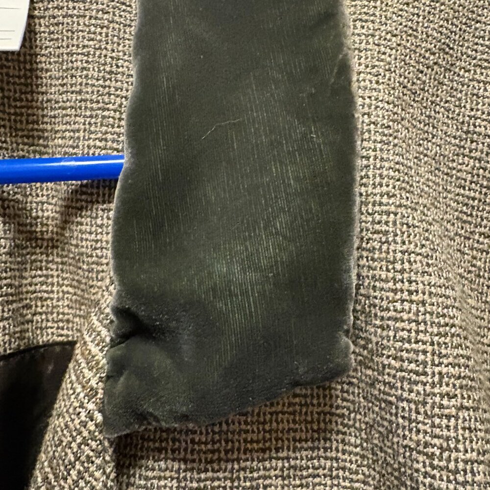 Jacket - Picture 2 of 4
